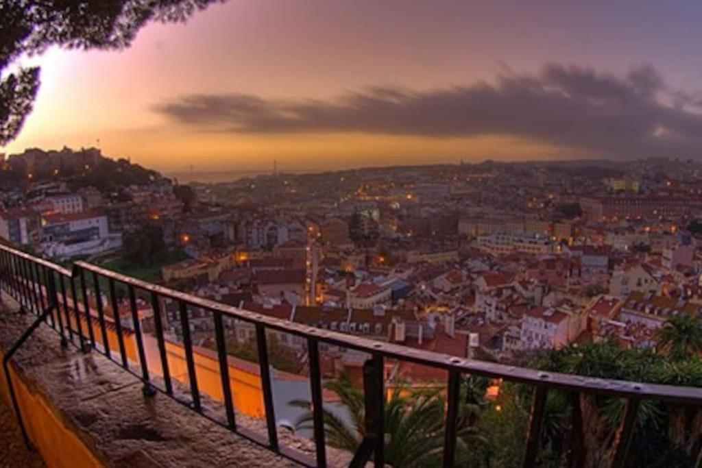 Apartment Windows Of Bica-great View Over River Lisbon